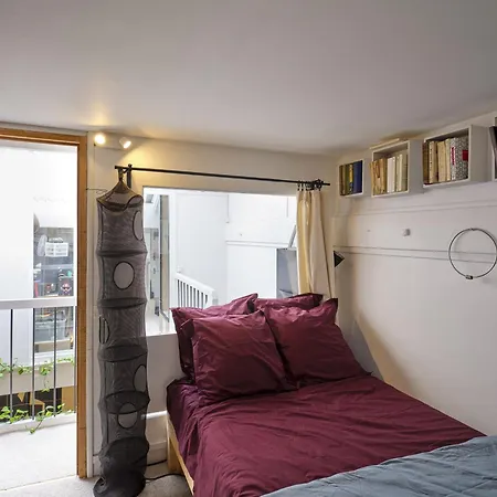 Atelier D'artiste En Plein * Parijs