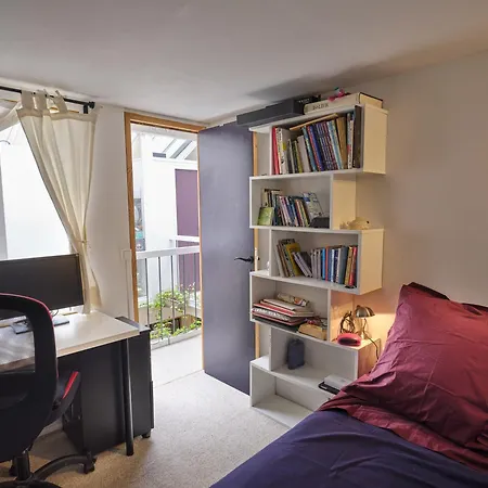 Atelier D'artiste En Plein Appartement *