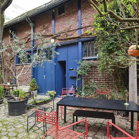 Atelier D'artiste En Plein *